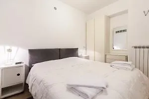 Hotell Quai Des Celestins - 252 - Paris